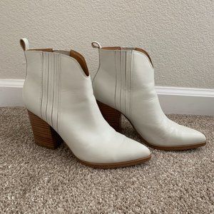White Ankle Boots by Marc Fisher, Size 9